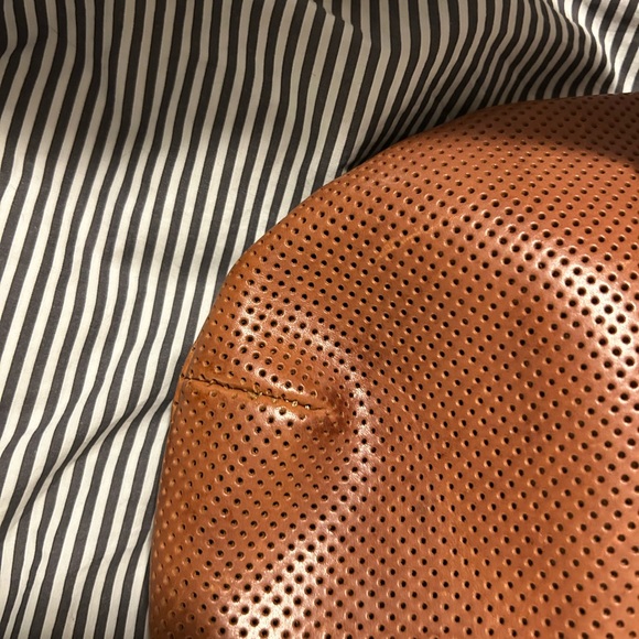 Clare V Grande Fanny in Cuoio Perf - Picture 4 of 7